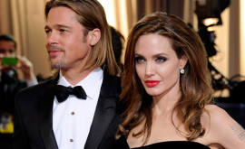 Анджелина Джоли и Брэд Питт встретят Рождество вместе