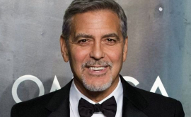 George Clooney a împărțit prietenilor 14 milioane de dolari