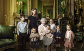 Regina Elisabeta are o poreclă drăgălaşă Cum i se adresează nepoţii ei