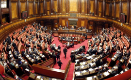 Preşedintele Italiei a decis dizolvarea Parlamentului