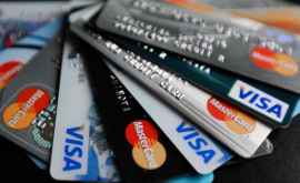 Объем безналичных операций по банковским картам в Молдове растет