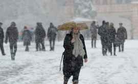 Moscova se confruntă cu cea mai puternică furtună de zăpadă