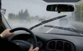 Советы по безопасному вождению в дождливую погоду