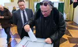 Actorul Gerard Depardieu a votat la alegerile din Rusia