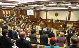 Minut de reculegere în Parlament în memoria victimelor de la Kemerovo