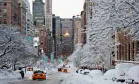 La New York sa aşezat un strat de zăpadă de peste şapte centimetri FOTO