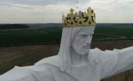 Antene GSM pe statuia care îl înfățișează pe Iisus Christos