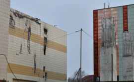Centrul comercial din Kemerovo distrus de flăcări a început să fie demolat