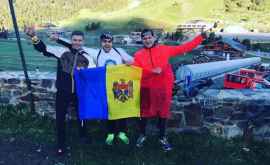 Modul în care trei moldoveni promovează voluntariatul în Marea Britanie FOTO