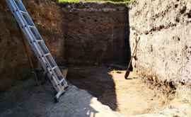 Команда археологов завершила раскопки в центре Кишинева