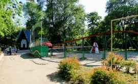 Как выглядят парки третьего по величине города Молдовы ФОТО