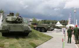 В Москве проходит выставка новейшей боевой техники ВИДЕО