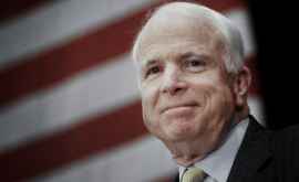 În SUA a murit senatorul republican John McCain la vîrsta de 81 de ani
