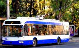 Центр столицы заблокирован Десятки троллейбусов стоят ВИДЕО