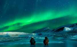 Cum poți fi plătit pentru a privi Aurora Boreală