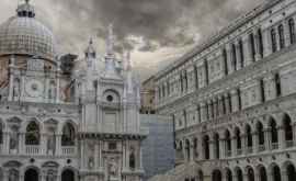 Два холста стоимостью миллион евро пострадали от затопления в Венеции