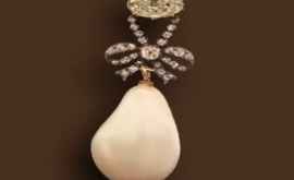O perlă care ia aparţinut Mariei Antoinette vîndută la un preţ record