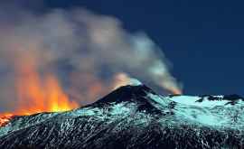 Vulcanul Etna erupe din nou 