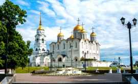 În Ucraina ar putea fi înfiinţată o nouă biserică ortodoxă independentă