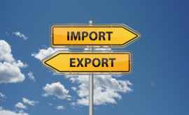 Republica Moldova importă de două ori mai mult decît vinde