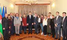 Ульяновский встретился с молдаванами проживающими в Азербайджане ФОТО