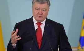 Poroșenko a decis să demită funcționari avînd rude în Crimeea