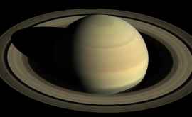Saturn îşi pierde inelele