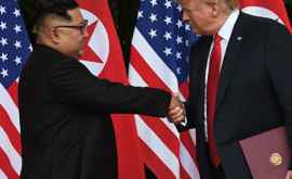 Дональд Трамп настаивает на новой встрече с Ким Чен Ыном