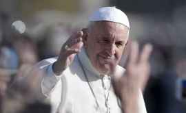 Papa Francisc vine în România