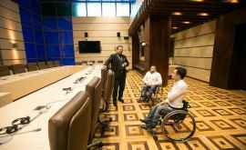 Tineri cu dizabilități spijiniți de Candu