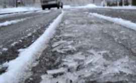 Atenție șoferi Pe drumurile din țară sa format ghețus