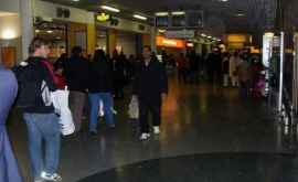 Trei bombe au fost găsite în două aeroporturi şi întro gară din Londra