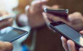 Tatarstan Bugetarii nu vor avea voie săşi încarce telefoanele la locul de muncă