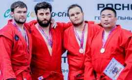 Молдавский спортсмен занял второе место на Кубке мира по самбо
