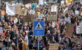 Proteste în mai multe oraşe din Elveţia