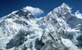 O nouă acțiune ecologică va avea loc pe Muntele Everest 