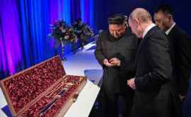 Ким Чен Ын вручил Путину подарок Он олицетворяет душу мою и нашего народа ФОТО
