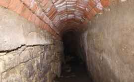 В самом центре столицы обнаружен 100летний тоннель ВИДЕО