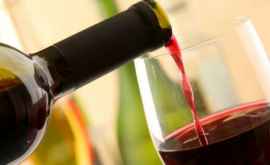 Structurilor de stat din Rusia li sa interzis cumpărarea vinurilor străine