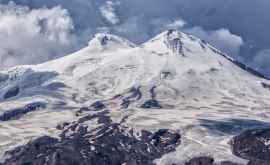 Таяние льдов на Эльбрусе ускорилось в два раза с 1997 года Ледник уже потерял 15 куб км объема