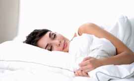 Учёные рассказали сколько нужно спать чтобы быть красивым