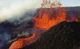 Vulcanul Mauna Loa din Hawaii a devenit cel mai mare vulcanscut din lume