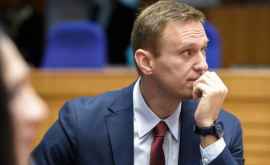 Alexei Navalinîi a fost adus la spital direct din izolator