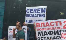 Protest în Chișinău împotriva construcției unui complex locativ FOTO