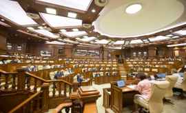 Парламент предложил другого кандидата в Конституционный суд вместо Пулбере