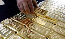 Мировой рынок наводнили поддельные золотые слитки