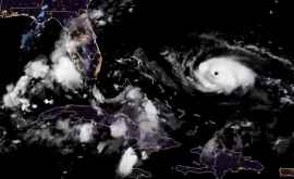 Ураган Дориан обрушился на Багамы с максимальной силой