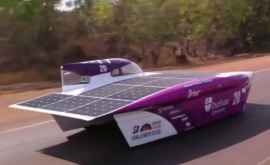 В Австралии стартовала гонка автомобилей на солнечных батареях ВИДЕО