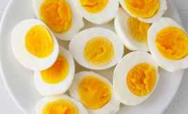 Мужчина съел на спор 41 яйцо и умер 