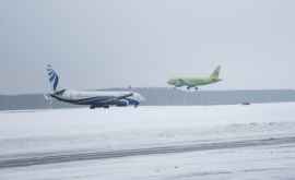 В немецком аэропорту столкнулись два пассажирских самолета